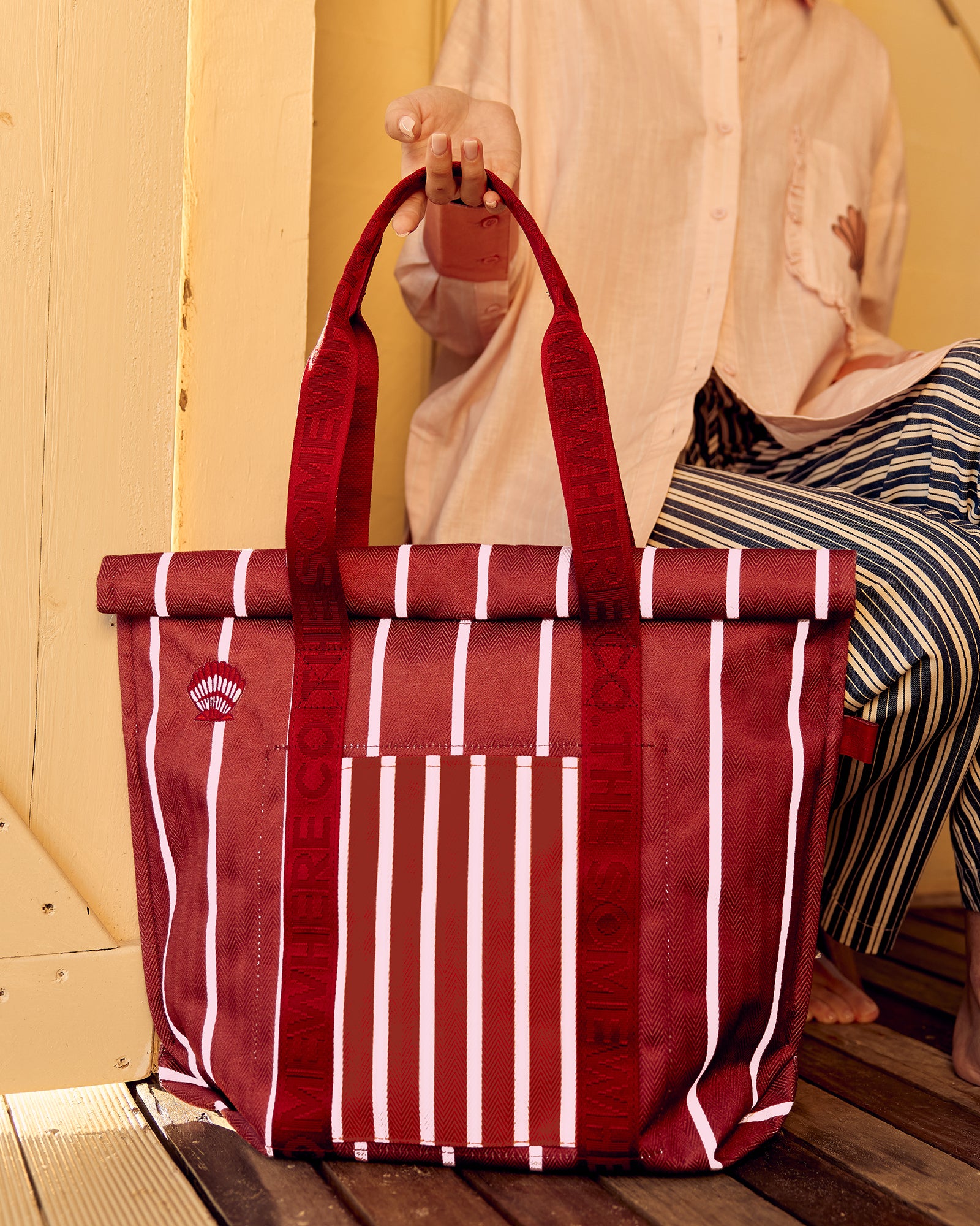 Keepsakes Beach Bag