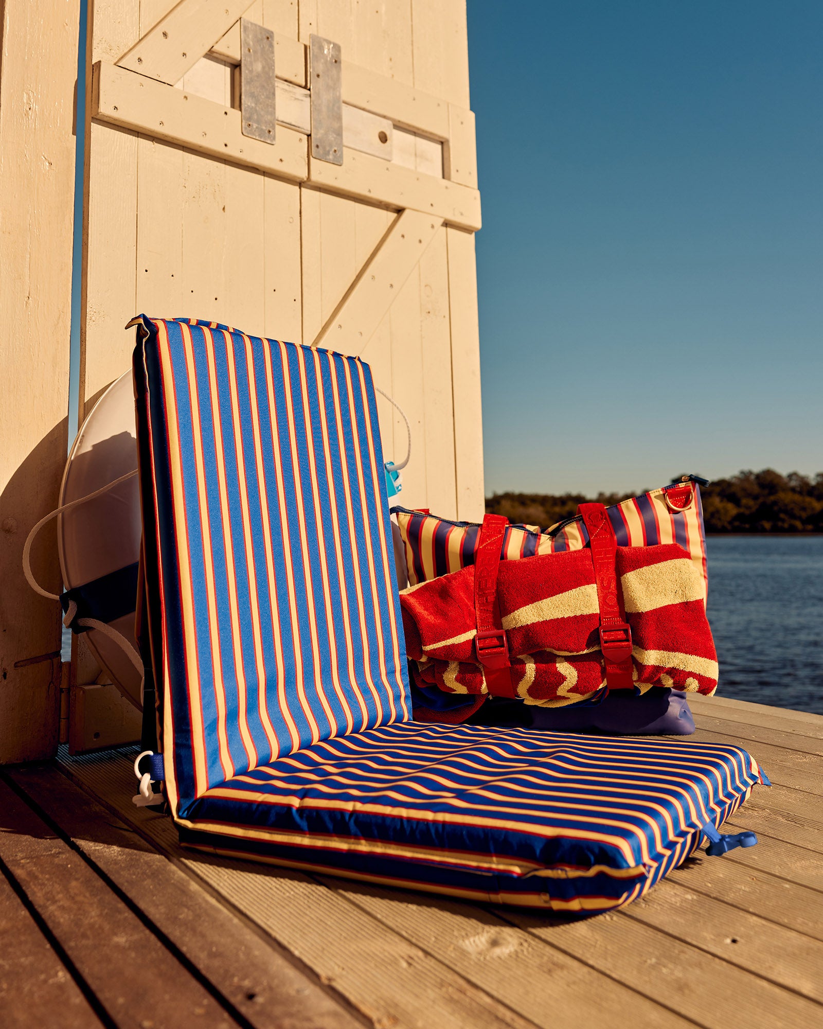 PRE-ORDER Overboard Beach Recliner